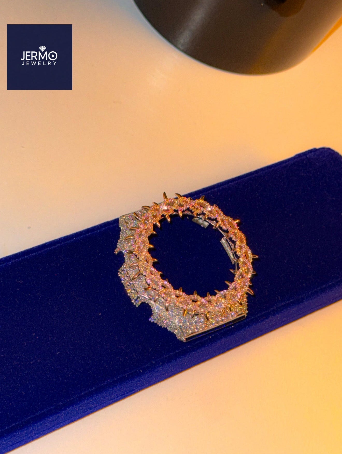 GA-2100 Moissanite Thorn Bezel – 925 Sterling Silver