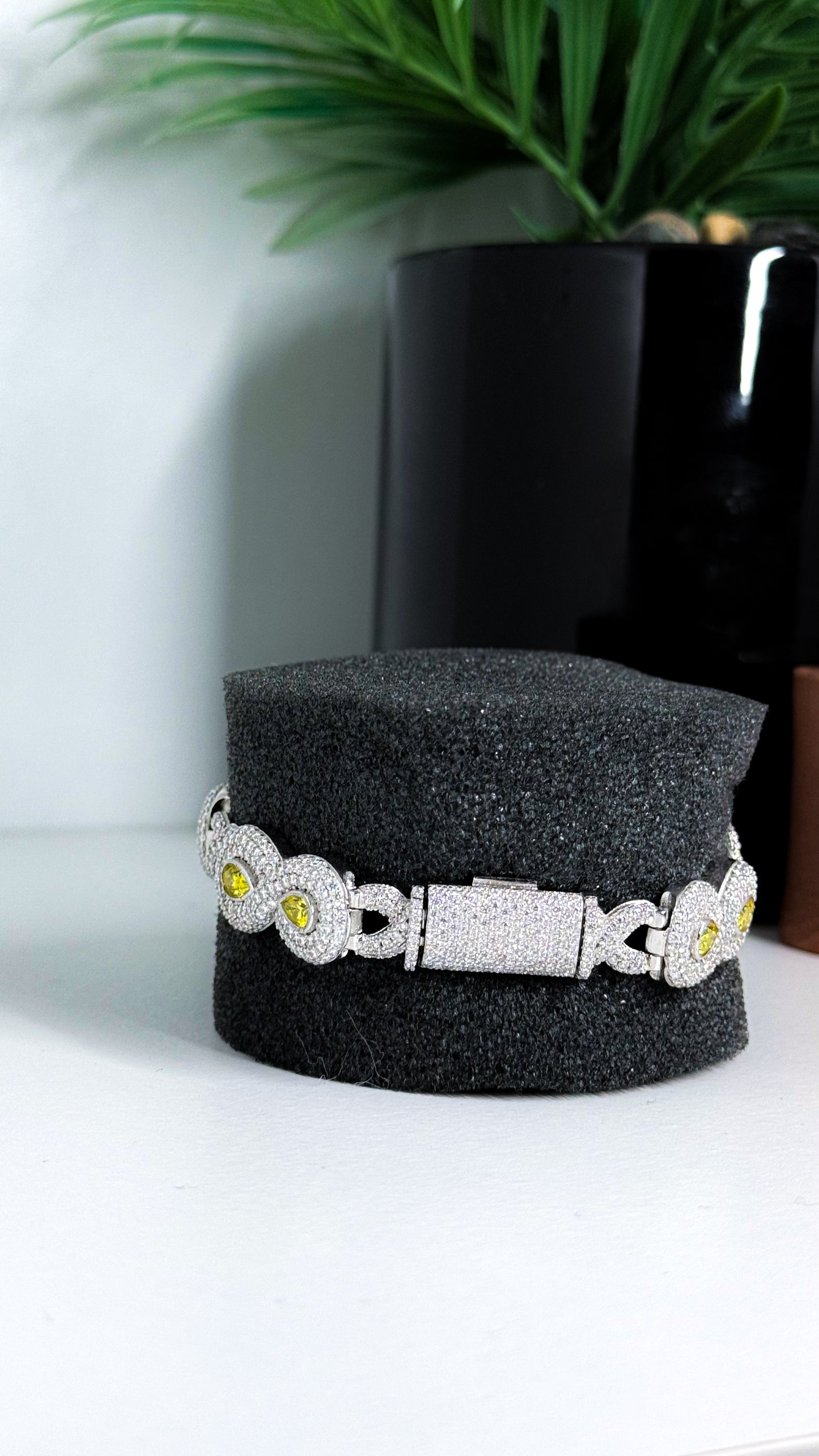 3mm Infinity Moissanite Bracelet – VVS Shine