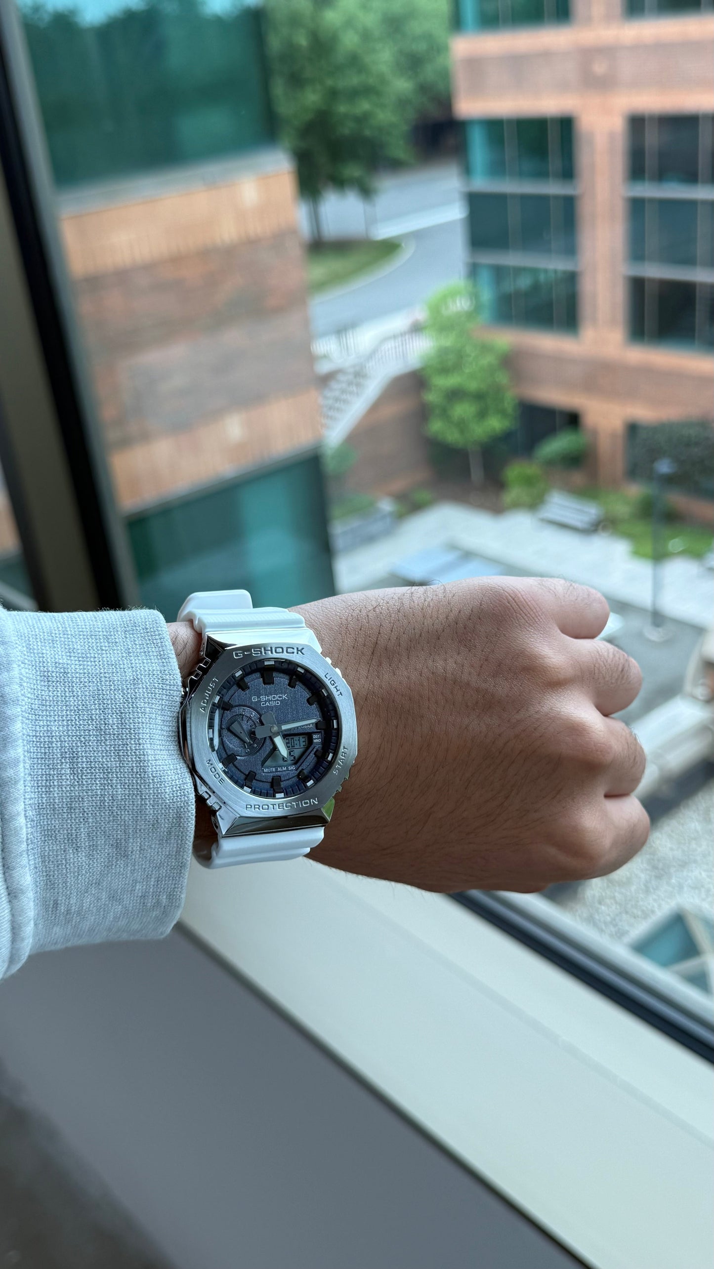 G-Shock GM-2100 White & Silver Edition