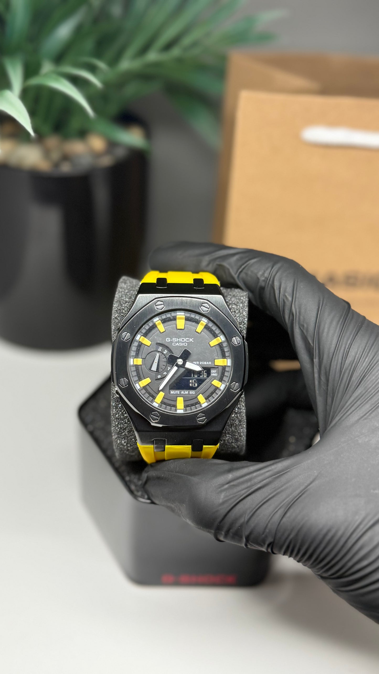 Bumblebee G Shock ￼