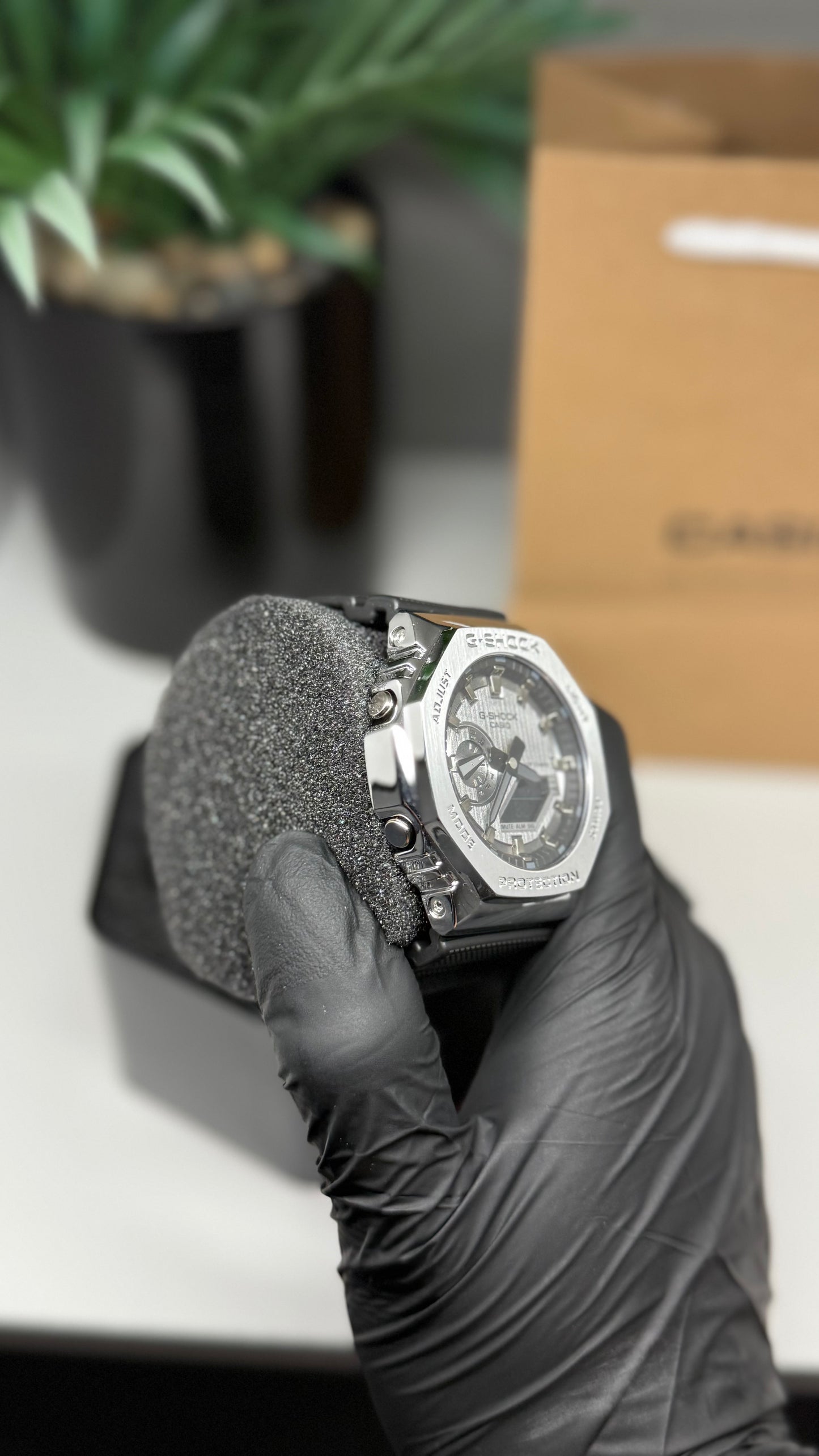 Silver surfer G shock ￼
