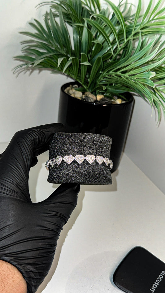 Moissanite Heart Bracelet – VVS Shine ✨