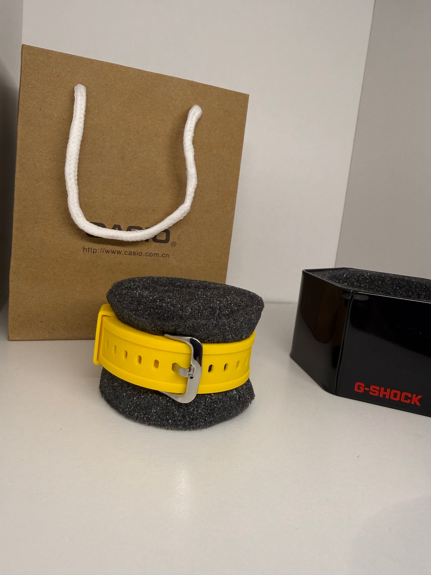 Shock-Style Yellow Tactical Watch (Bold Sport Edition)