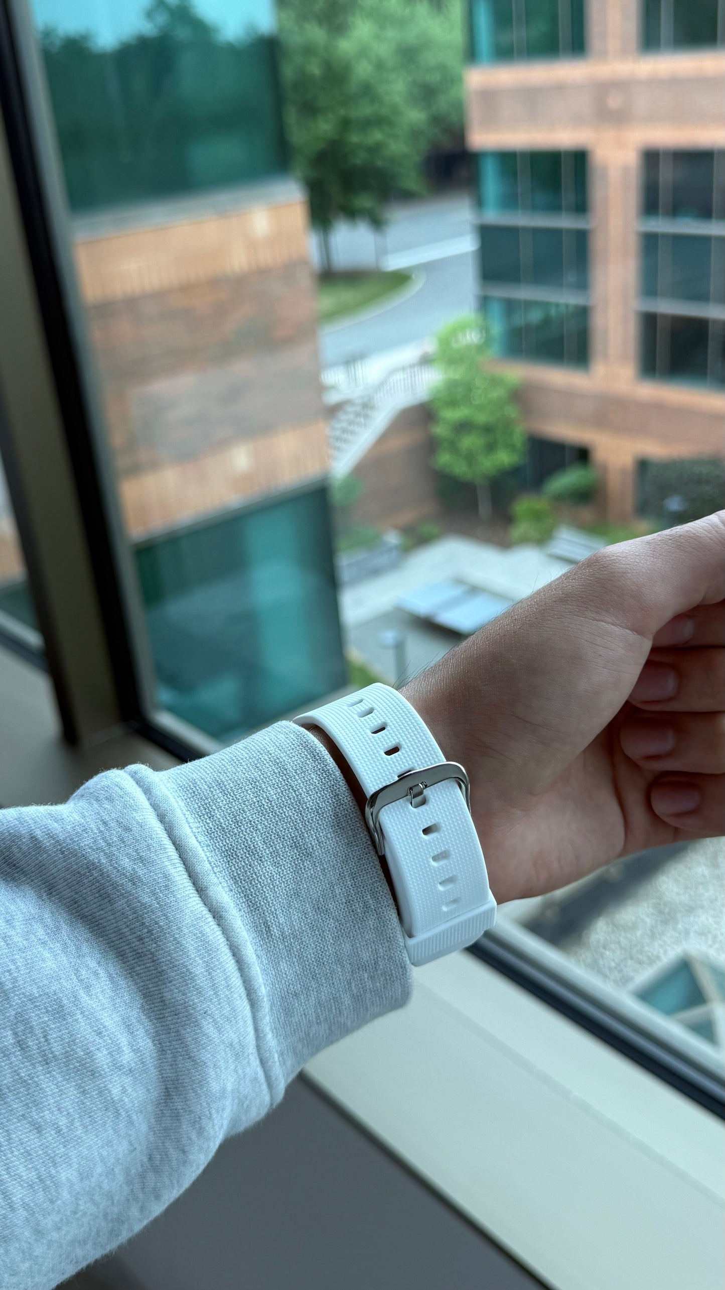 G-Shock GM-2100 White & Silver Edition