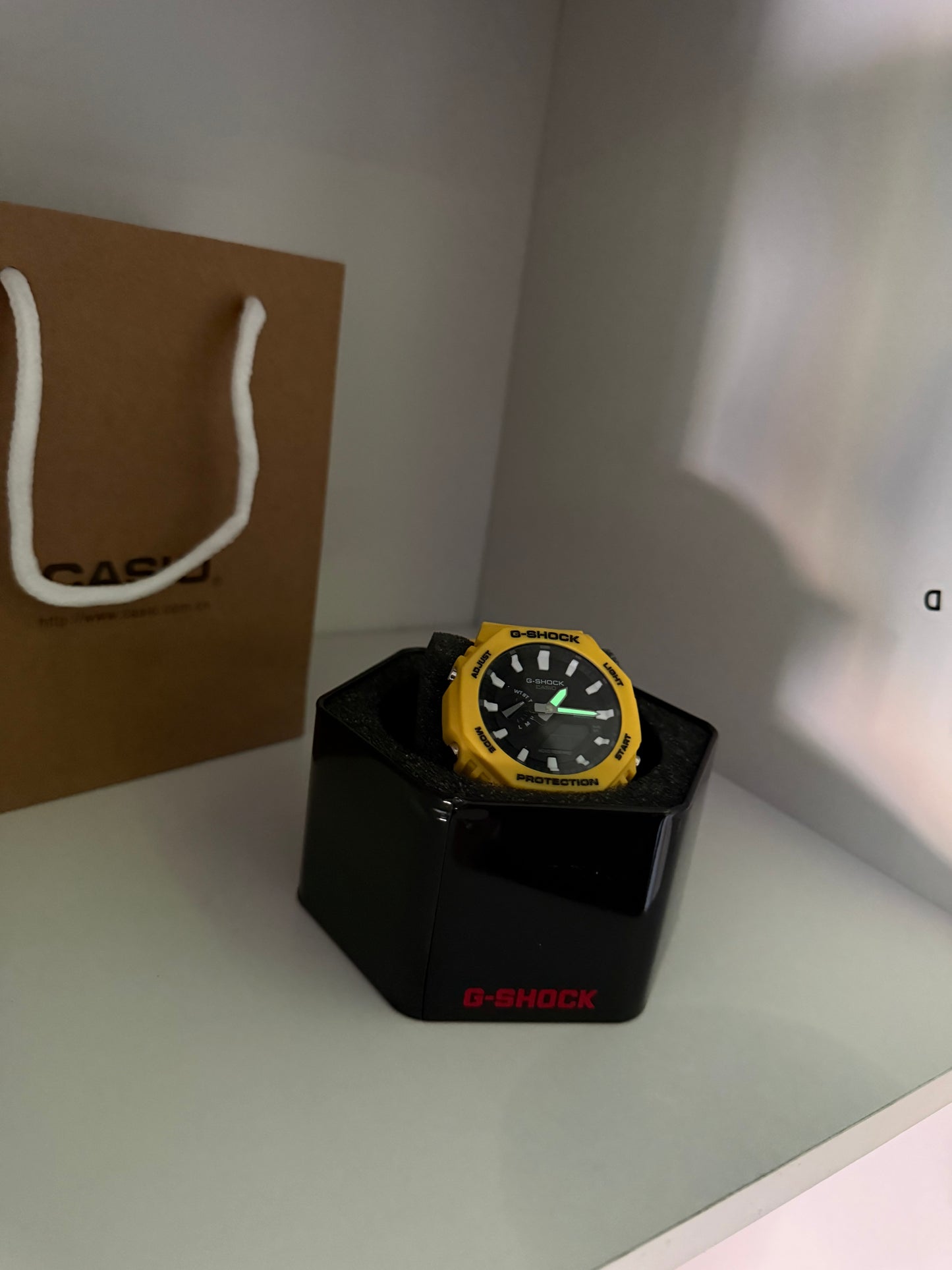 Shock-Style Yellow Tactical Watch (Bold Sport Edition)