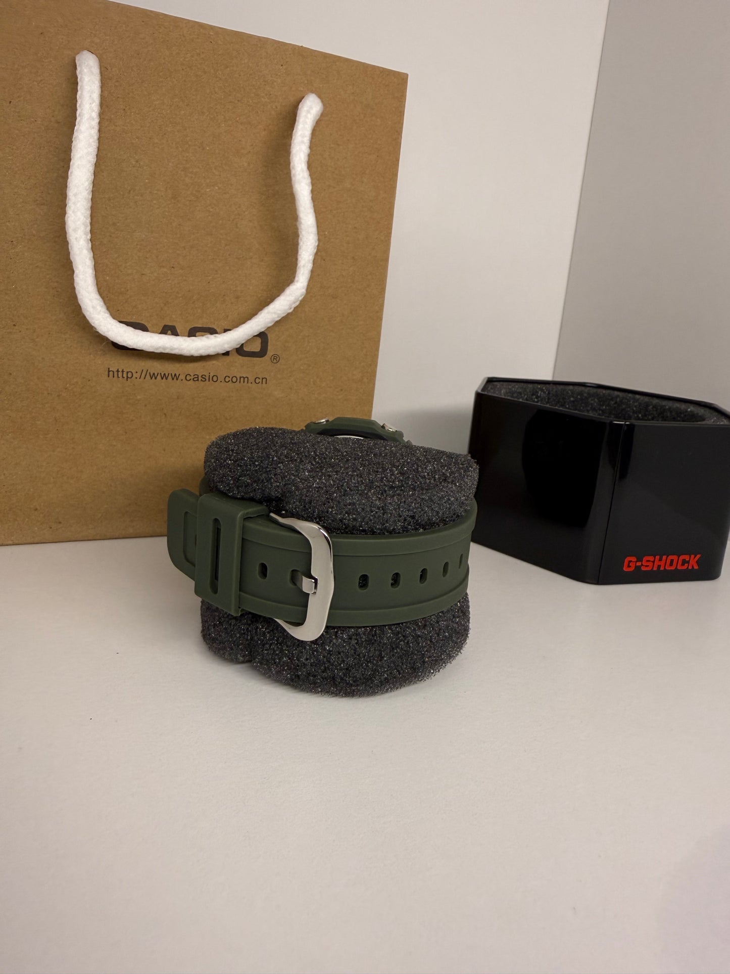 Shock-Style Olive Tactical Watch (Military Green Edition)